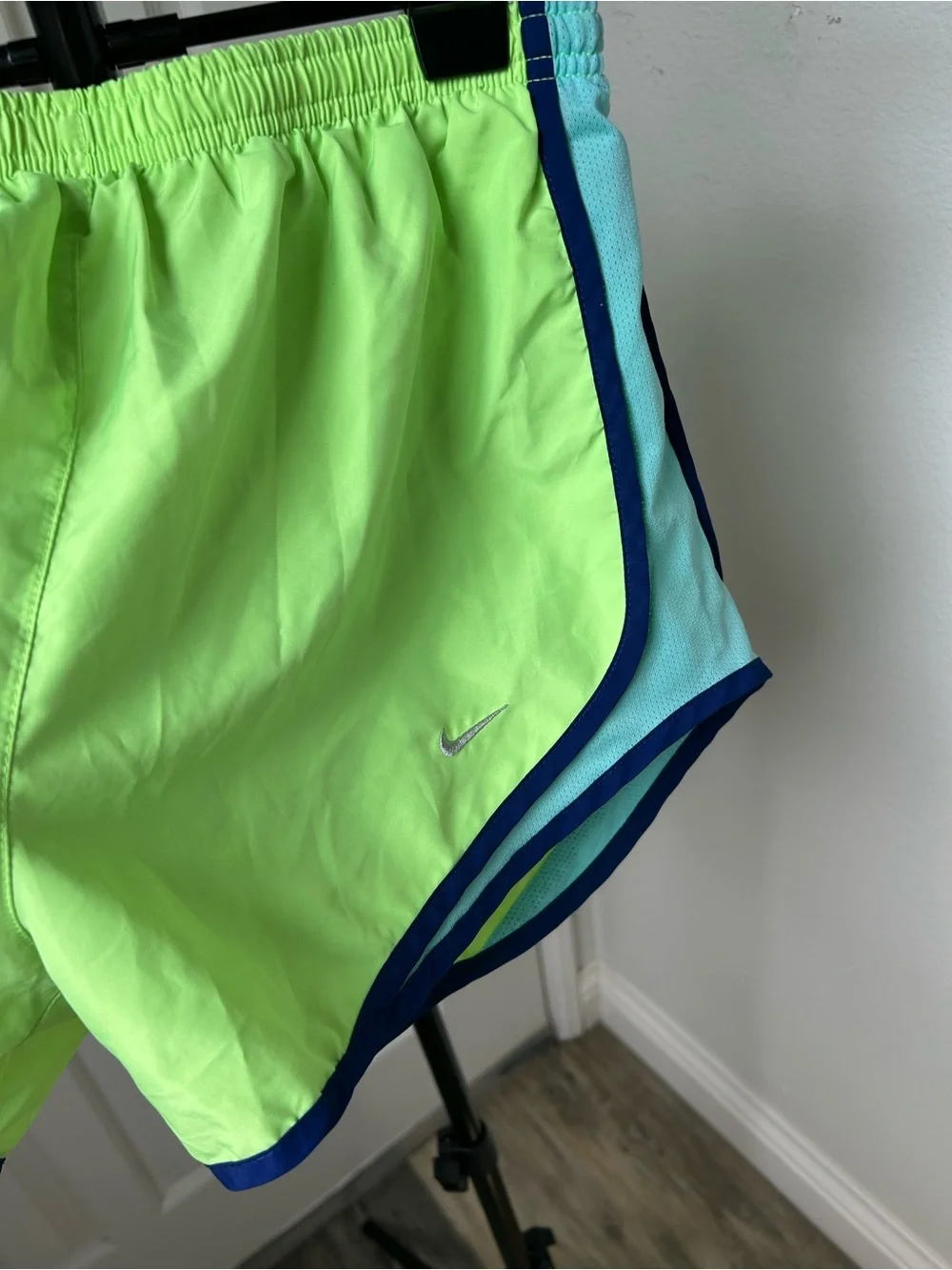 Nike Dri-FIT Neon Green Running Shorts Blue Trim Size Medium